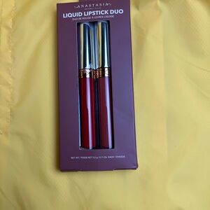 Anastasia Lipstick Duo in Bold Red